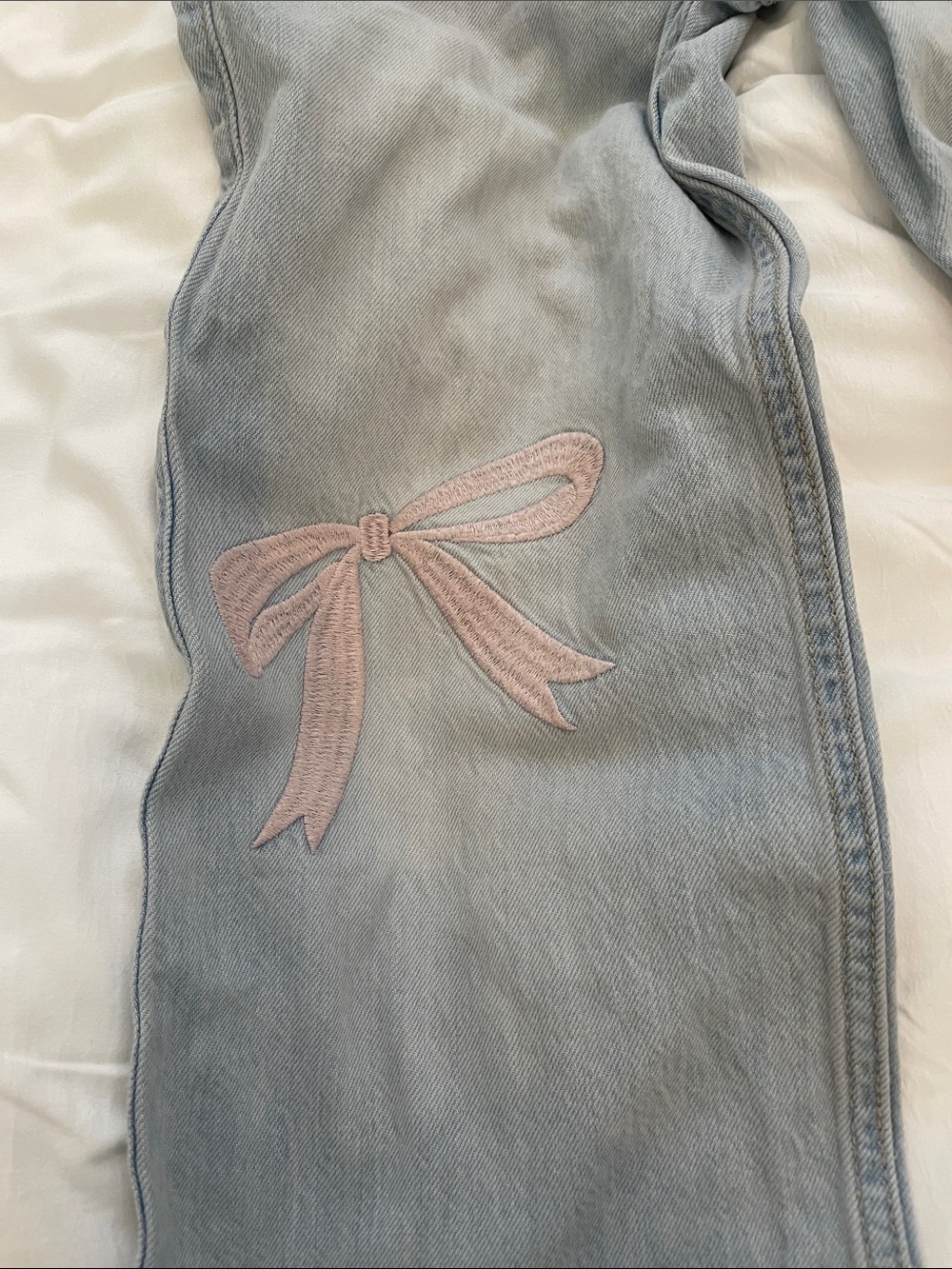 abercrombie kids Light Blue Wide-Leg Jeans with Pink Bow Patches - Picture 3 of 5